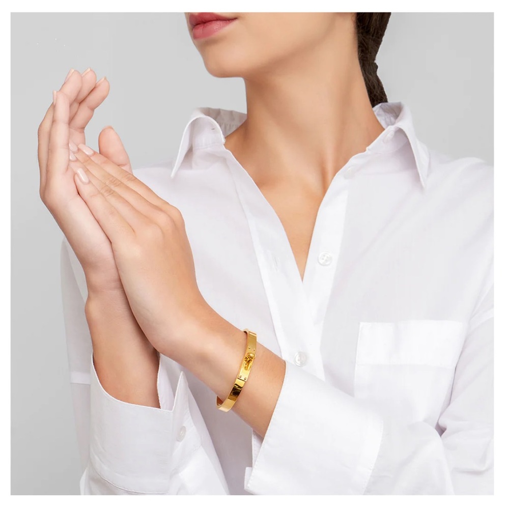 NWOT ADORNIA gold cuff